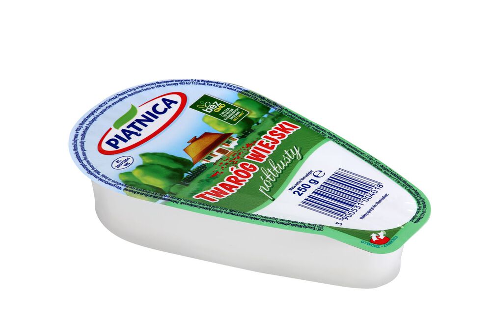 Piątnica Twaróg wiejski półtłusty klinek 250 g. /szt.